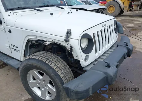 2015 Jeep Wrangler Unlimited Sport from USA, damaged, VIN 1C4BJWDG8FL501239